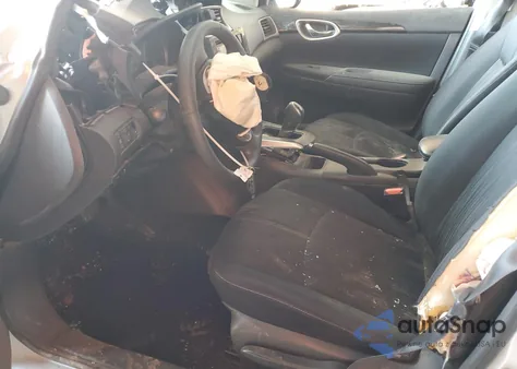 2017 Nissan Sentra S z USA, uszkodzony, nr VIN 3N1AB7AP5HY254178